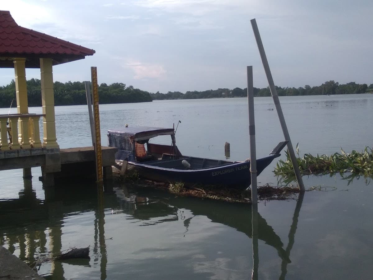 Jeti Parit Tiram, Muar
